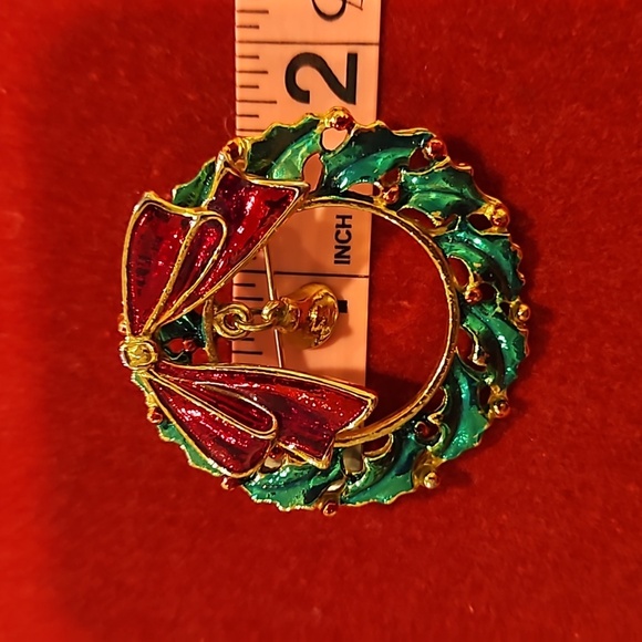 VINTAGE Christmas Wreath Brooch - Picture 2 of 4